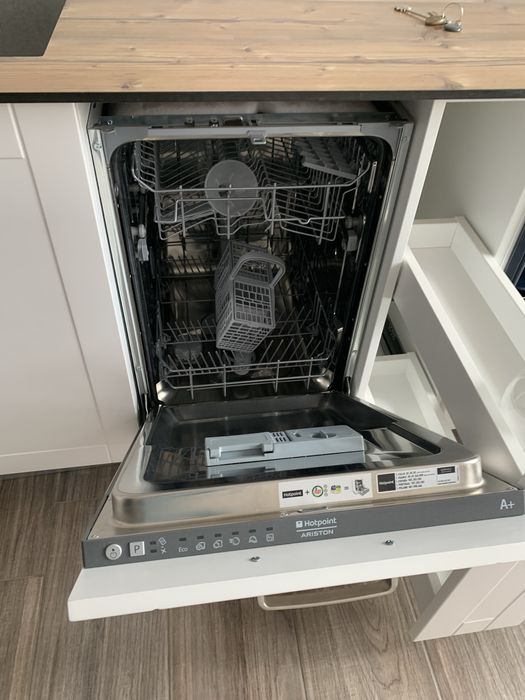 Продам однокімнатну  Смілянська 15 Соломʼянський рай.