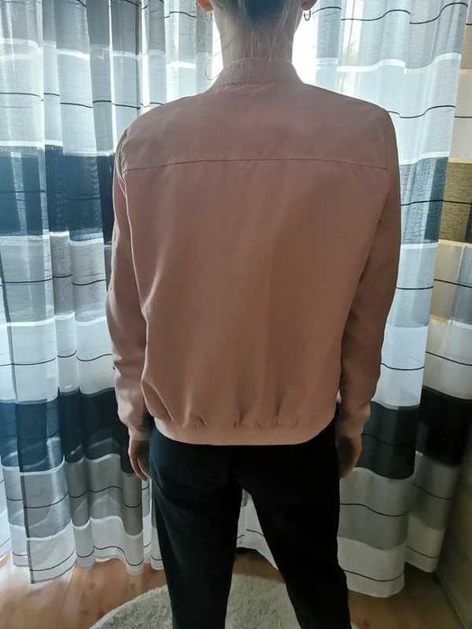 Only kurtka bomberka, różowa, złoty suwak, roz S