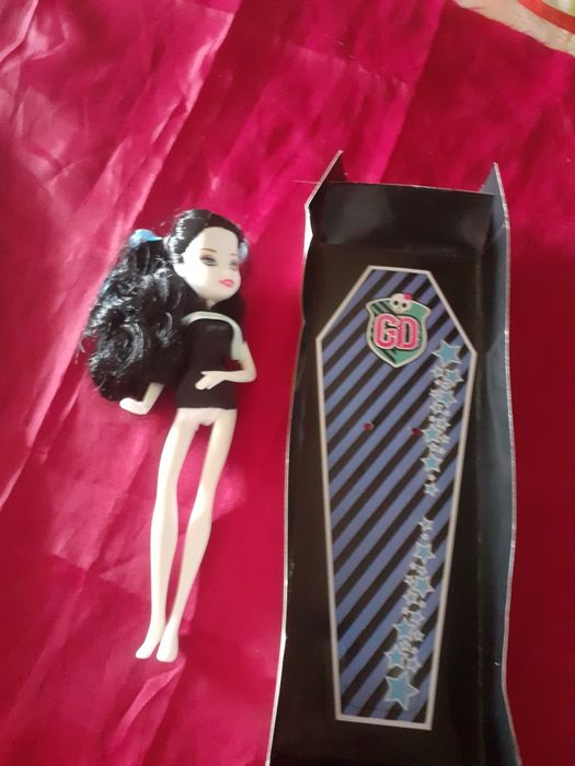 Gothic Doll New64751899992963127