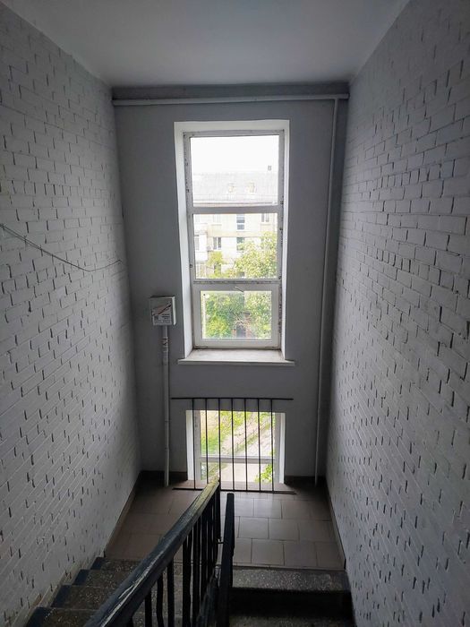 Лівобережна,Дарниця,2к квартира,Дарницька площа Чупринки 8а 50000у.о.