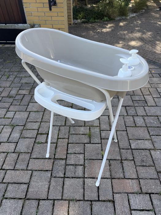 Wanienka ze stojakiem Bebe Jou Thermo Bath White