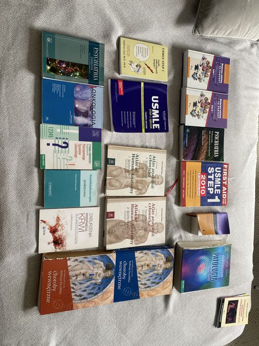 Sprzedaję książki o inteligencji, zdrowiu i medycynie. Słucham ofert.