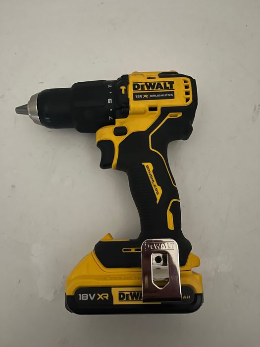 Wkrętarka DeWalt zasilanie akumulatorowe 18 V DCD709 zestaw 2x2Ah