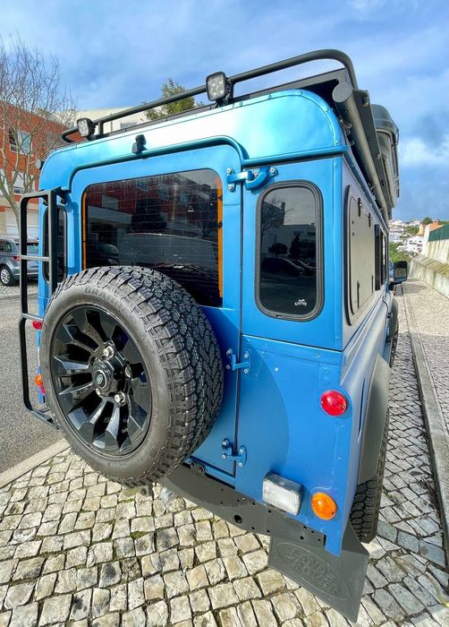Land Rover Defender 90 2.5 TDi Metal Top
