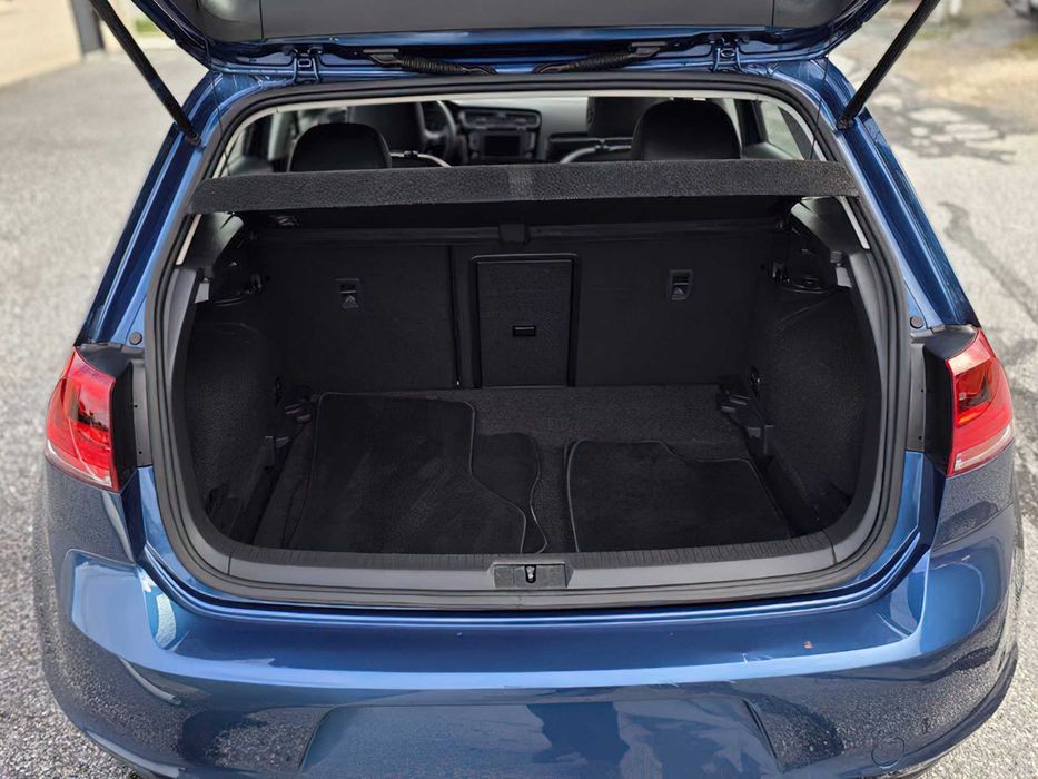 Volkswagen Golf      2017