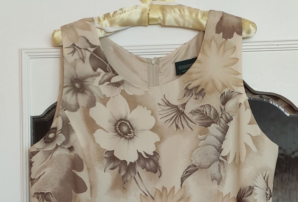 Elegancka sukienka