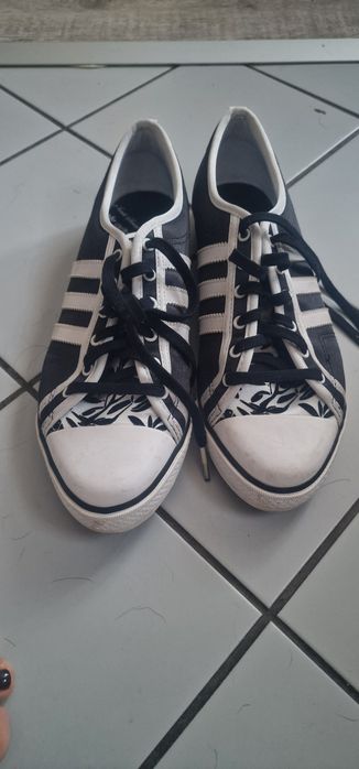 Trampki, tenisówki Adidas damskie czarno-białe 40 2/3
