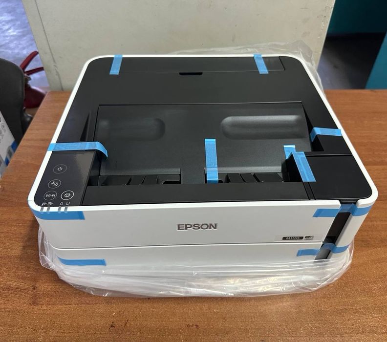 Новий монохромний принтер Epson M1170 – відкрита коробка