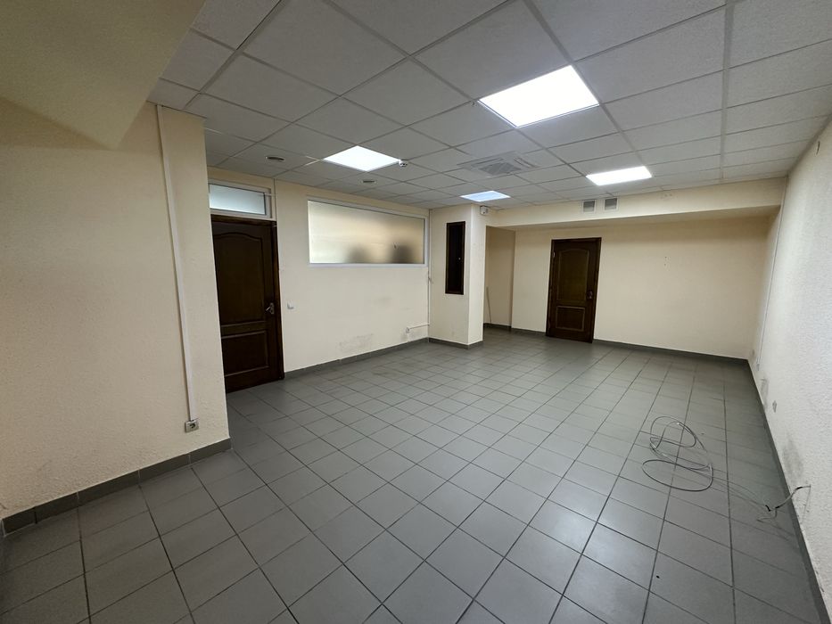 **ЦЕНТР!Світло Завжди! ЦУМ Оренда 35 кв.м. Бізнес Центр