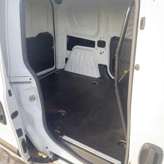 Fiat Doblo Cargo Sx 3 lugares - Poucos km.