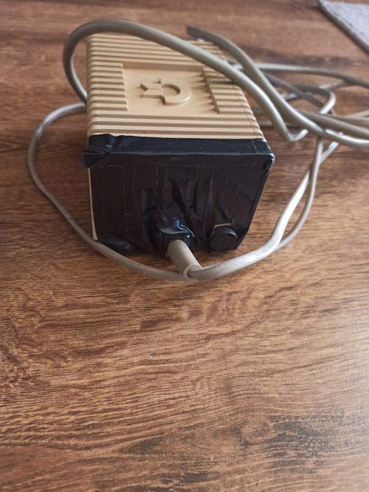 Commodore zasilacze magnetofony