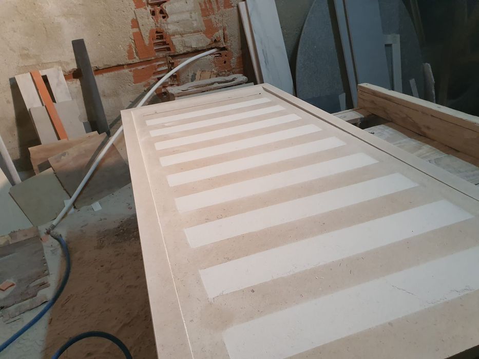 Base de duche em pedra beje