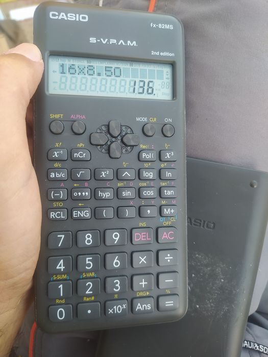 Calculadora Casio fx-82ms 2nd edition bom estado - oferta dos portes de envio correio registado