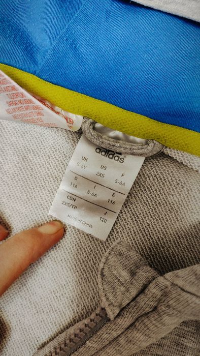 Костюм на мальчика adidas 5-6 лет 110-116 см .