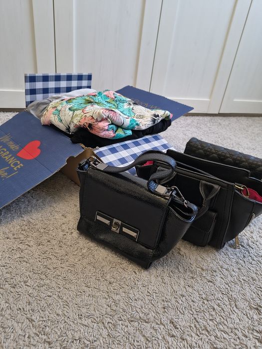 Karton odzieży damskiej s/m