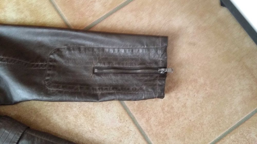 Kurtka damska z eko-skóry