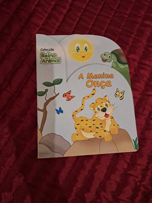 Livro Infantil "A Menina Onça"