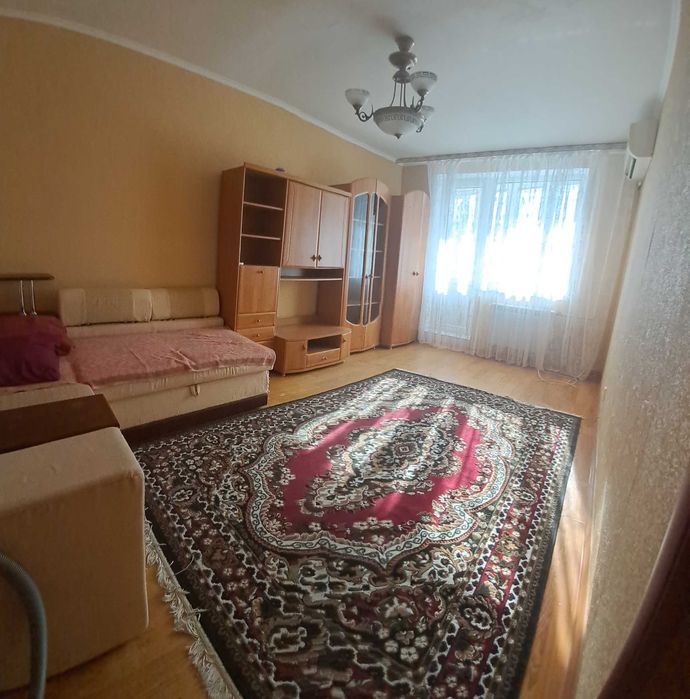 Подобово квартира 1 хв до Автовокзалу м.Чугуїв вільна