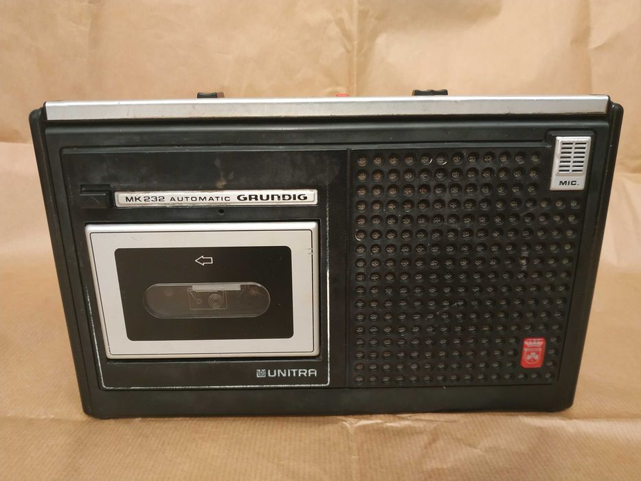 magnetofon PRL Unitra Grundig MK 232 Automatic kaseciak