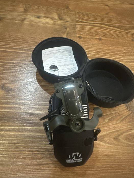 Тактичні військові активні навушники walkers з кріпленням