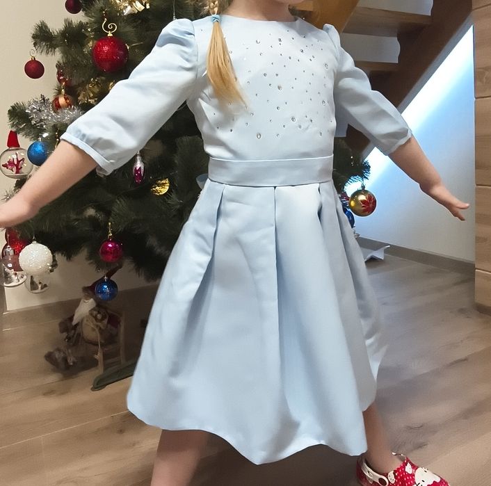 Святкова сукня, костюм сніжинки, крижинки, краплинки на 4-6 років