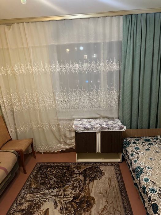 Оренда кімнати на Вишеньці для дівчини. Келецька Ващука Ринок Вишенька