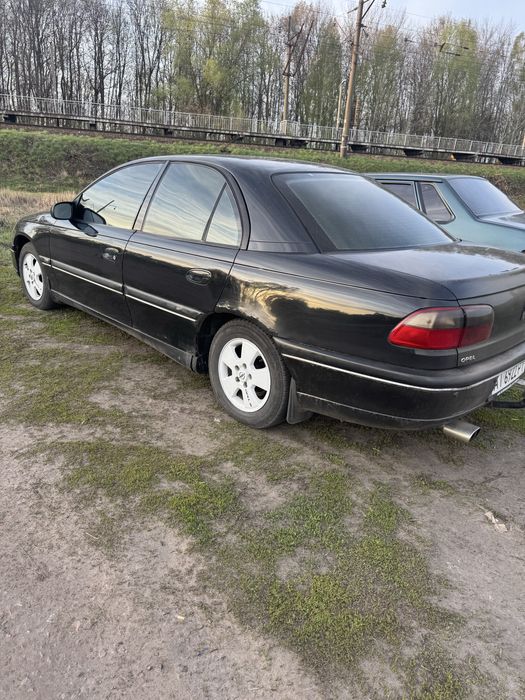 Продам Опель Омега б 2.5  V6 газ бензин