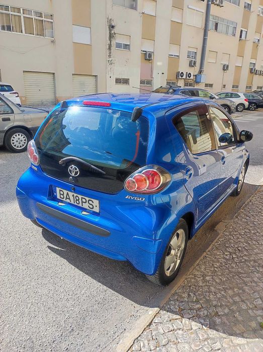 Toyota Aygo 1.0 Gasolina, super económico, 100000km