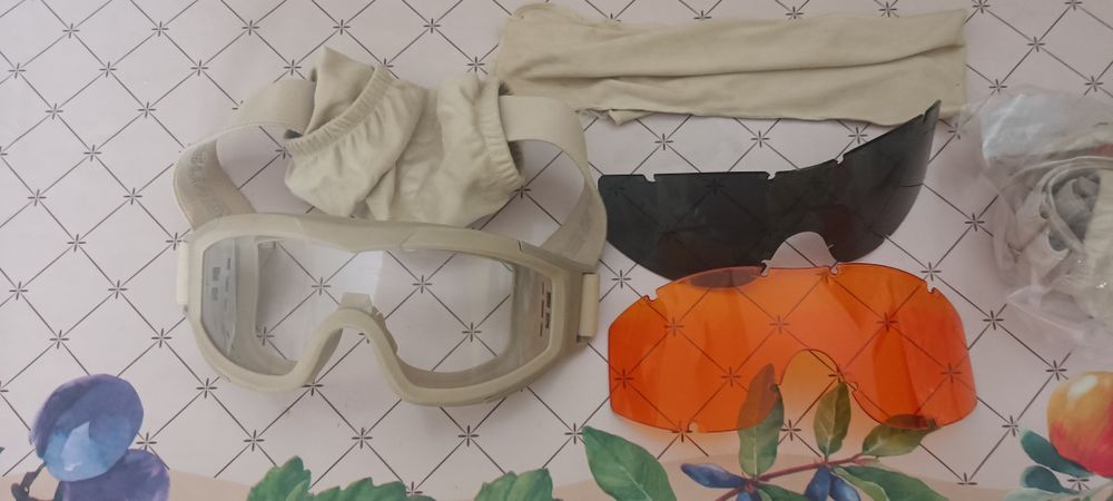 Продам тактичну маску swisseye