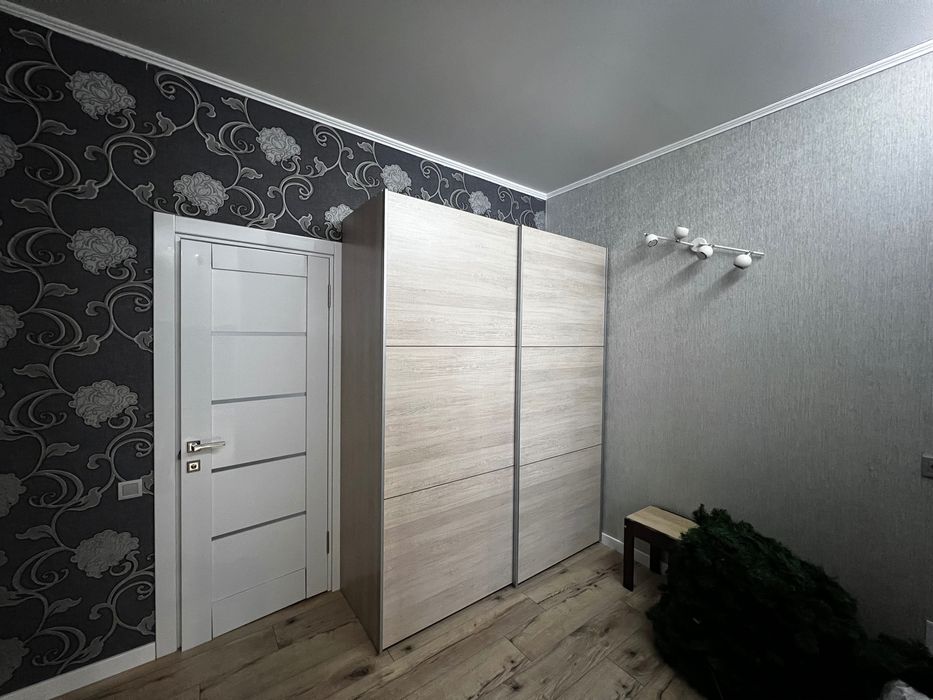 Будинок під Києвом з резервним живленням при вимиканні світла!!!