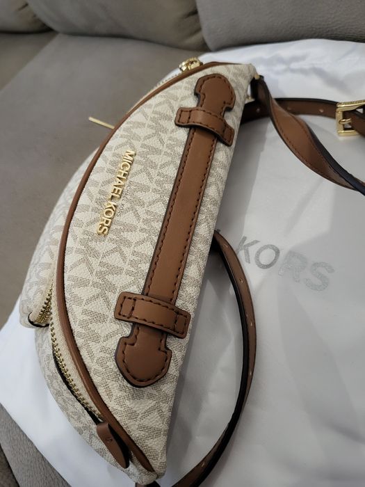 Michael Kors Erin torebka nerka saszetka monogram vanilia beżowa