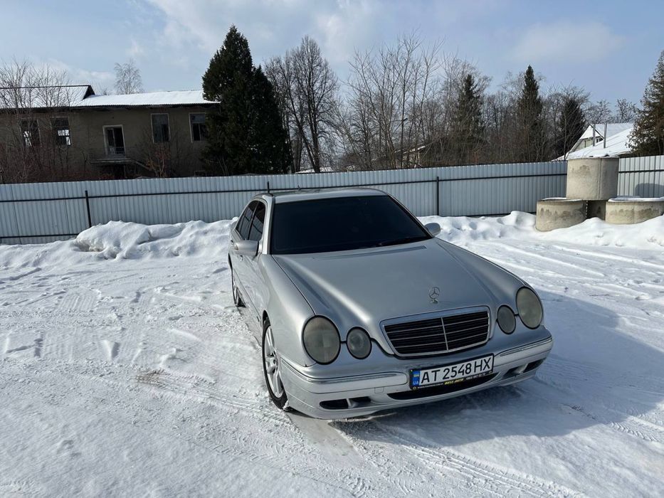 Продам мерседес 210