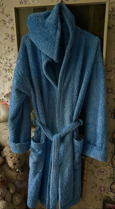 Разные теплые халаты