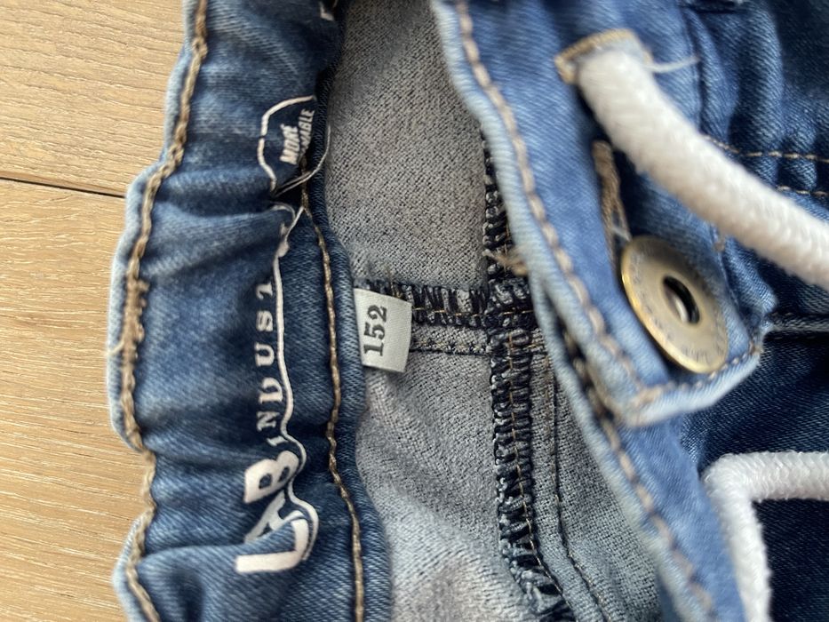Jeansy LAB r 152