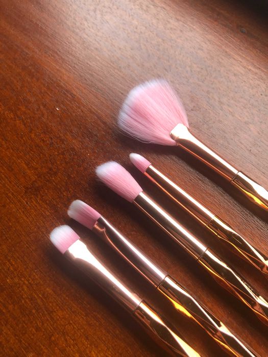 5 New Makeup Brushes64750733639298123