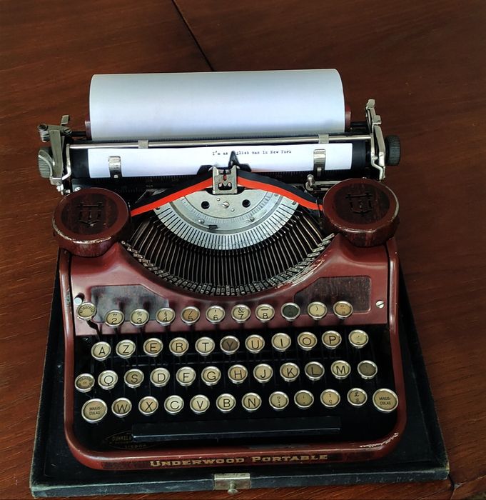 Máquina de escrever underwood portable 1930's