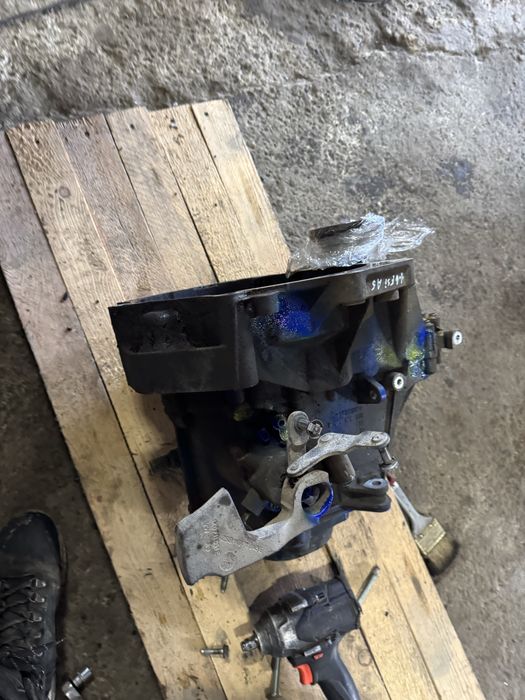 Мкпп механіка 5ти ст 1.4/1.6 GYT FSI Skoda Octavia A5/Golf 5/Passat B6 РОЗБОРКА\РАЗБОРКА 02T 301 103 K