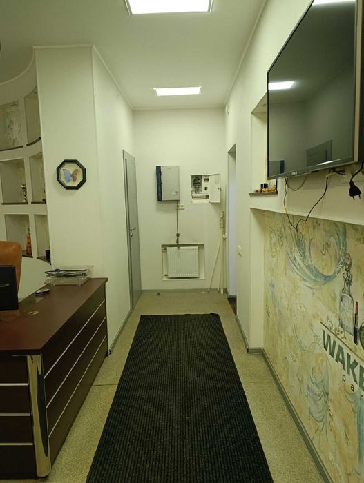 Продам офисное помещение 84м2 с ремонтом в центре ул,Мироносицкая 99