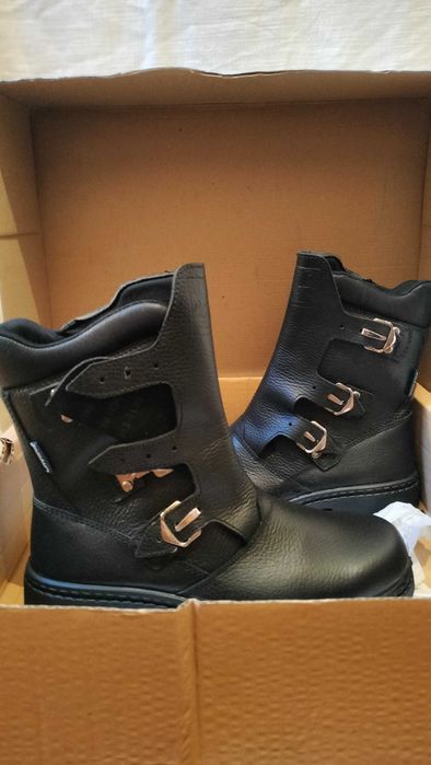 Botas lavoro novas