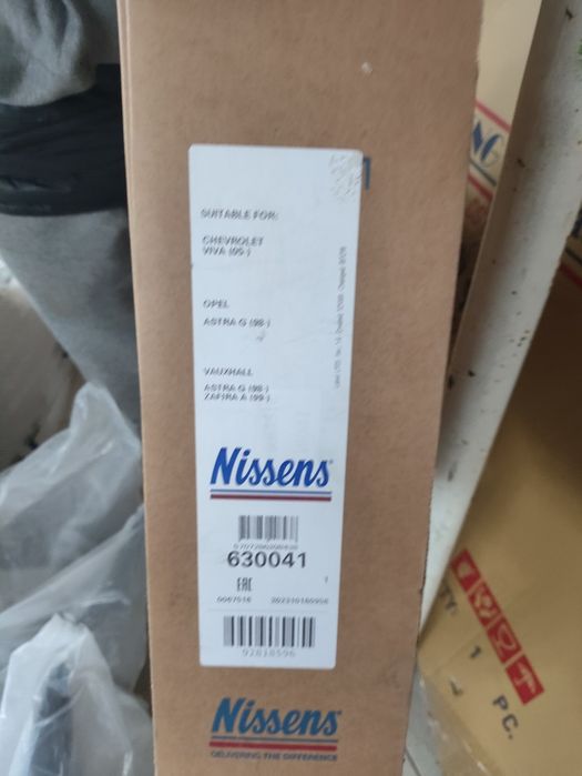 Радіатор охолодження Opel Astra G / Zafira A / Chevrolet Viva (Nissens) 630041