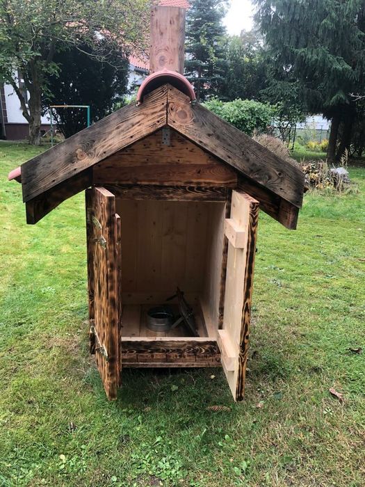 Wędzarnia świerkowa ogrodowa duża solidna