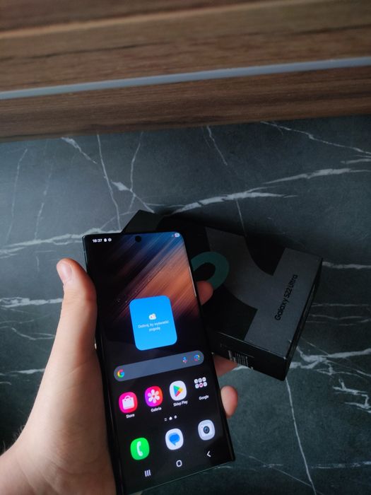 Telefon Samsung Galaxy S22 ULTRA w idealnym stanie