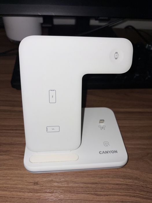 безпровідна зарядка для iPhone, Apple Watch, Airpods 3 in 1
