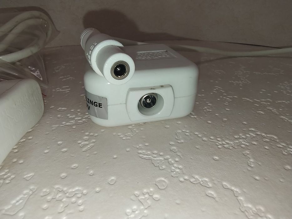 Блок живлення IKEA NÄVLINGE 7V (KMV-070-030-GS-3) + кабель