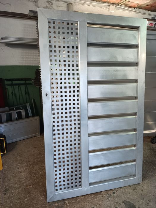 Portão em alumínio soldado