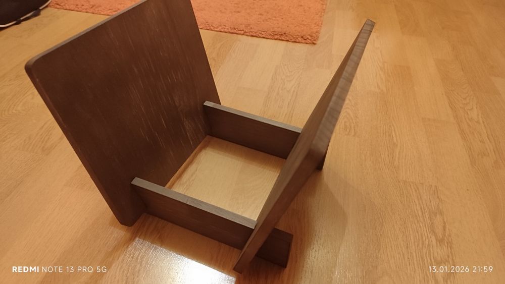 Stojak na płyty winylowe