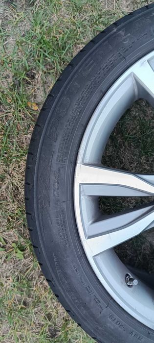 Felgi BMW 225 / 45 R 18 , koła, opony