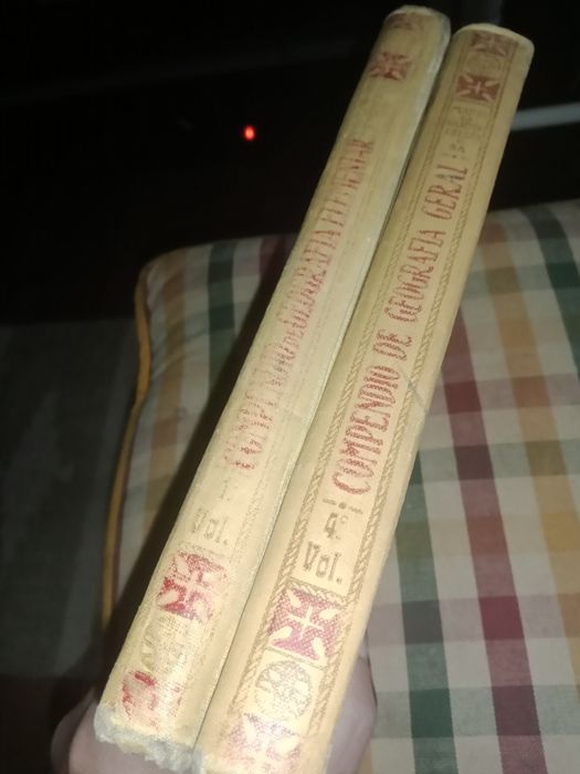Compêndios de Geografia Do ano 1921 e 1928