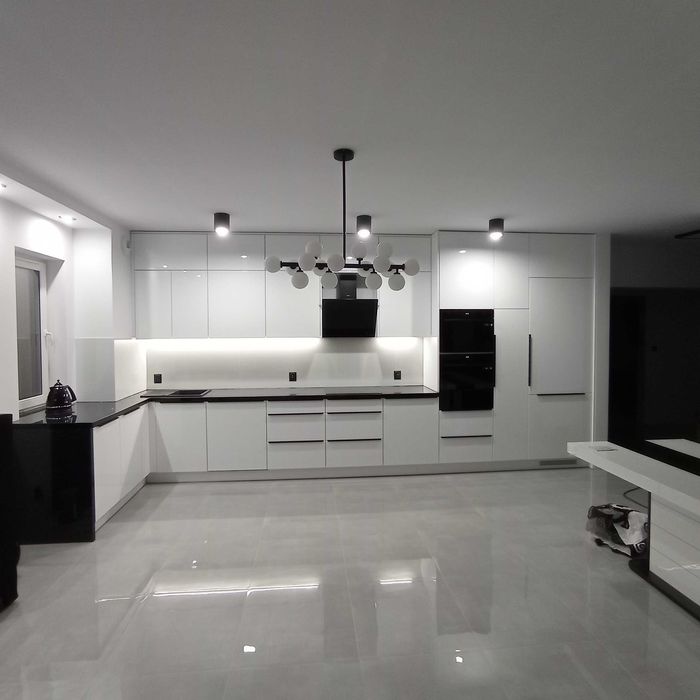 Meble na wymiar.Kuchnie,szafy,garderoby,łazienkowe.Najtaniej!!!