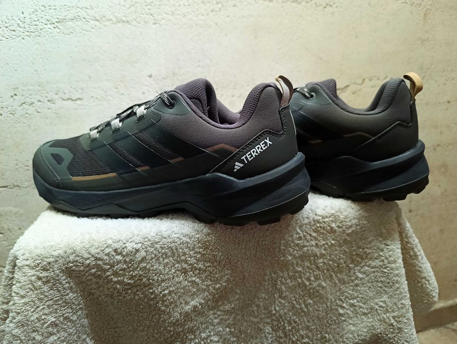 Męskie sneakersy ADIDAS TERREX SKYCHASER AX5 r.46 stan bardzo dobry